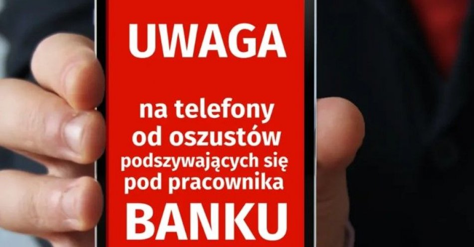 zdjęcie: W porę zorientował się i nie padł ofiarą oszustów / fot. KPP Łuków