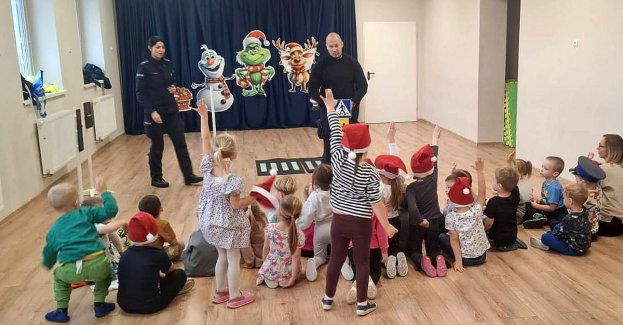 Przedszkolaki i uczniowie świecą przykładem na drodze