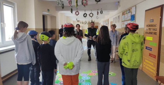 EGZAMIN NA KARTĘ ROWEROWĄ Z POLICJĄ