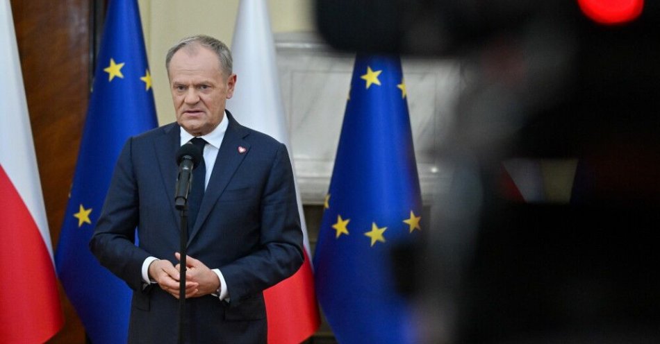 zdjęcie: Premier: polexit to dzisiaj realne zagrożenie / Warszawa, 10.03.2026. Premier Donald Tusk na konferencji prasowej w KRPM w Warszawie, po spotkaniu z prezydentem RP Karolem Nawrockim, 10 bm. Spotkanie w Pałacu Prezydenckim dotyczyło m.in. zaproponowanej przez prezydenta alternatywy „polski SAFE 0 proc.” (mr) PAP/Piotr Nowak