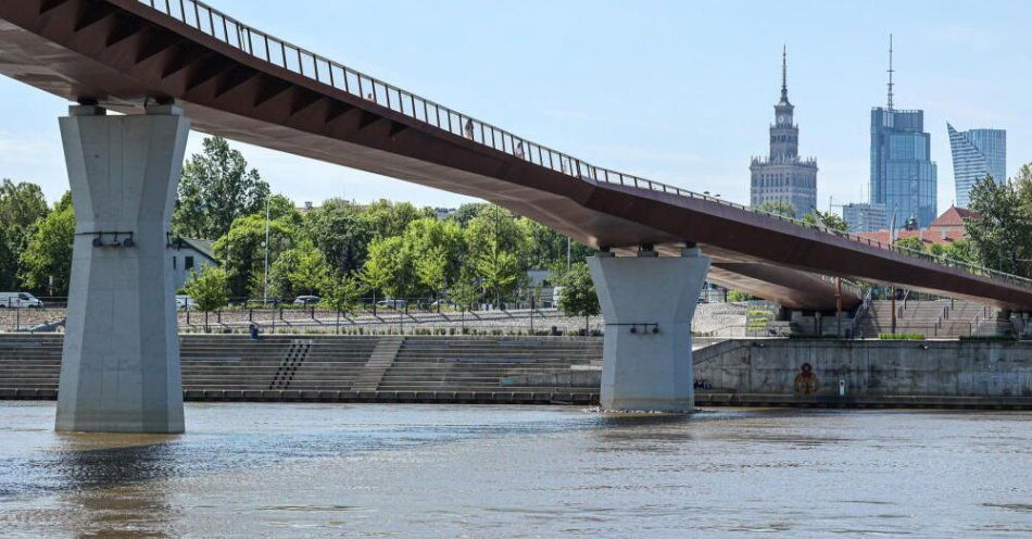 zdjęcie: Kładka przez Wisłę będzie nosiła imię rzeźbiarki Magdaleny Abakanowicz / fot. PAP