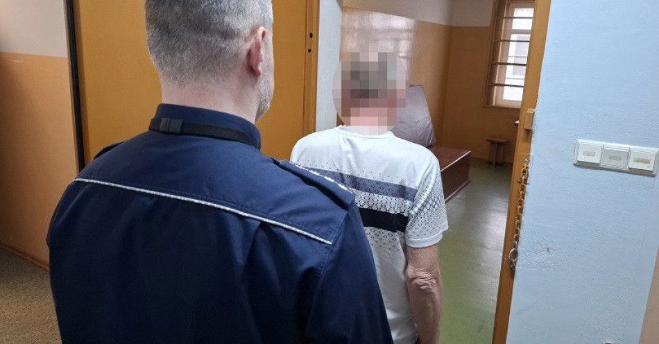 zdjęcie: Po 9 latach ukrywania zatrzymano poszukiwanego z Lęborka / fot. KPP w Lęborku