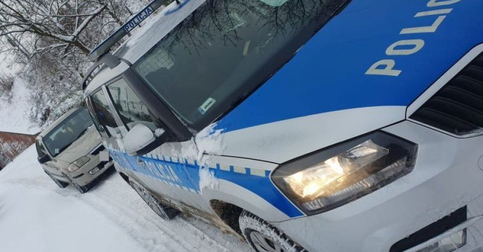 zdjęcie: Patrolowcy zatrzymali nietrzeźwego 21-latka, kierował mając 2,5 promila alkoholu w organizmie / fot. KPP w Bolesławcu