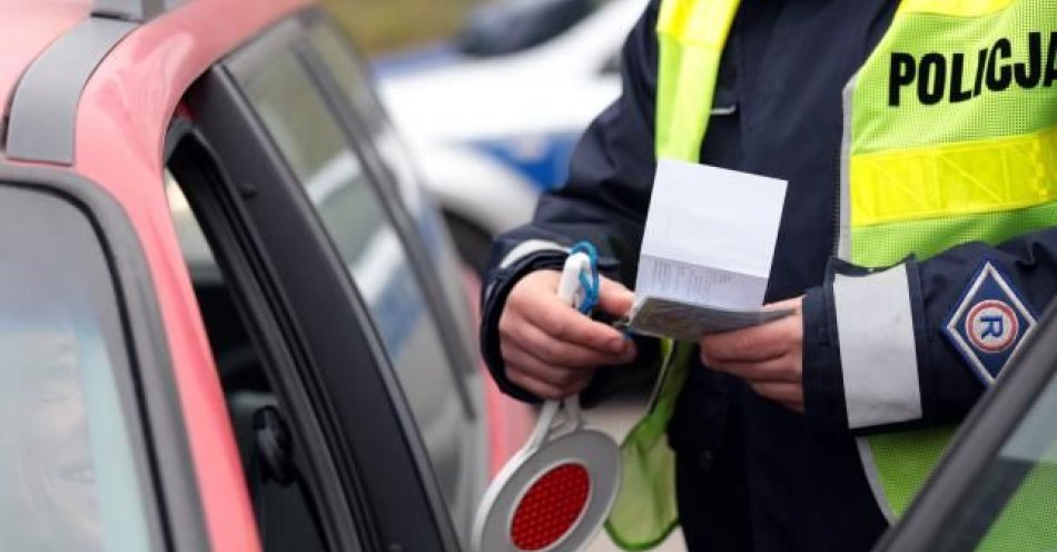 zdjęcie: Uciekał na piechotę bo miał zakaz prowadzenia pojazdów mechanicznych / fot. KPP w Pułtusku