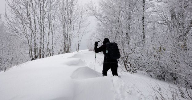 Trudne warunki na szlakach, jest ślisko