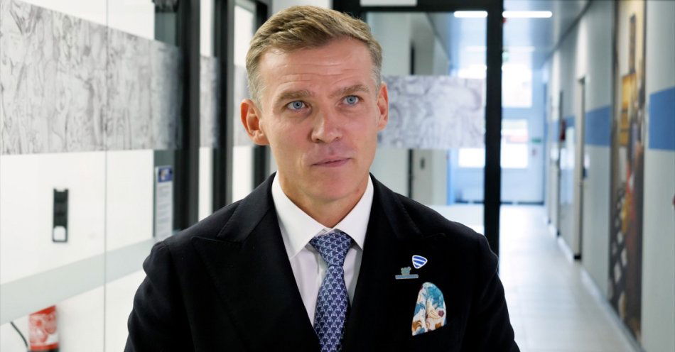 zdjęcie: Liczba operacji z udziałem robotów chirurgicznych w Polsce dynamicznie rośnie. Potrzeby są znacznie większe / fot. Newseria - Marcin Bruszewski, prezes Innovaris