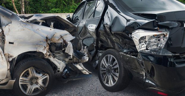 Zablokowana DK51 po wypadku w Wichrowie