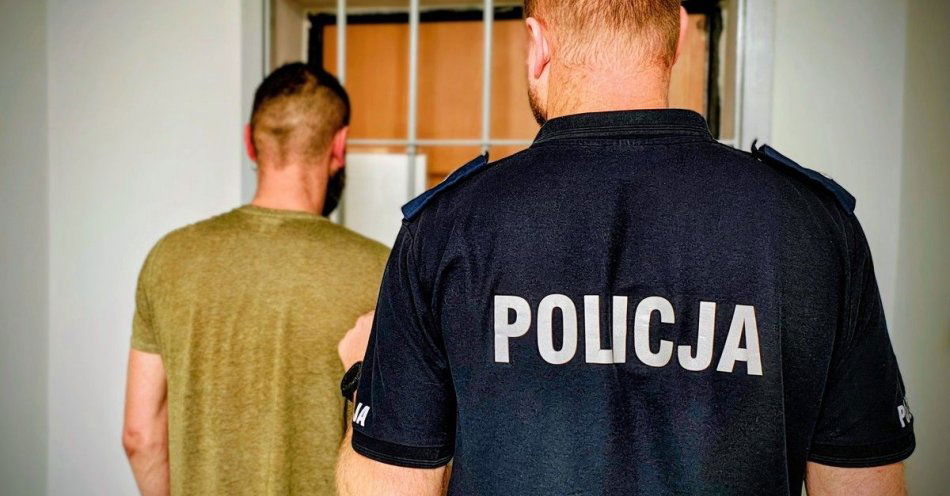 zdjęcie: Kłótnia domowa w Borowiecku Mężczyzna zatrzymany z marihuaną / fot. KPP w Radomsku