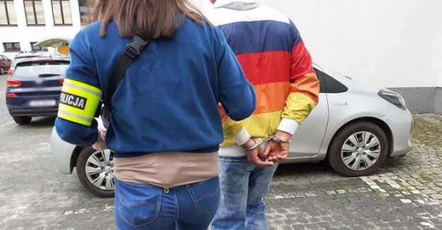 Policjanci nie odpuszczają i kolejni poszukiwani trafiają za kraty więzienia. Ostatnia doba to 5 osób ukrywających się przed wymiarem sprawiedliwości,