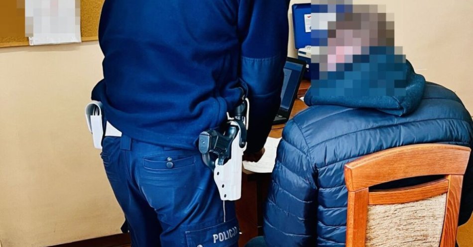 zdjęcie: Kierowca z promilami spowodował kolizję na parkingu / fot. KMP w Słupsku