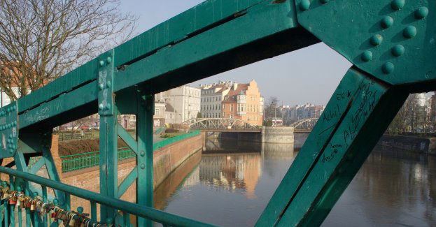 W weekend remont sieci na pl. Społecznym i komunikacja specjalna na mecz Śląska Wrocław