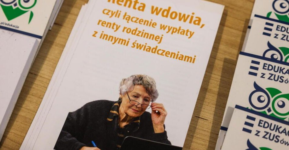 zdjęcie: 320 tys. osób otrzymało świadczenia w ramach renty wdowiej; nadal można złożyć wniosek / fot. PAP