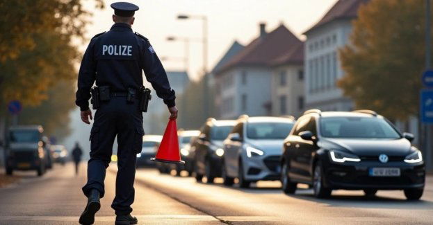 Policja czujna przy cmentarzach podczas Wszystkich Świętych