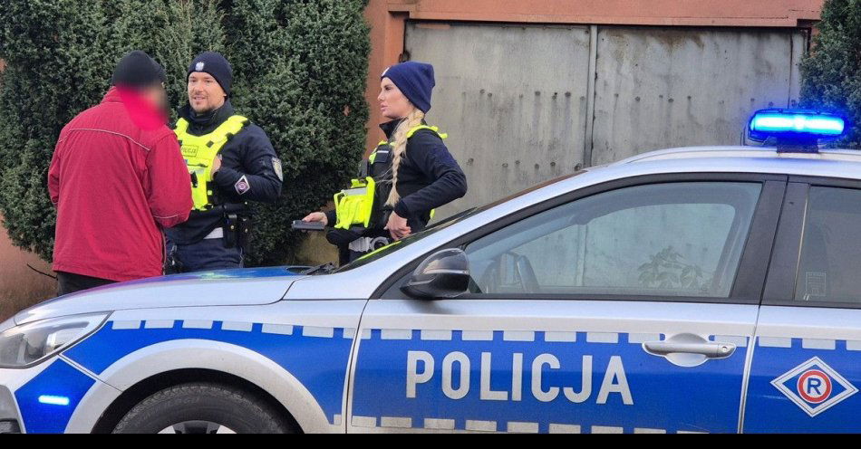 zdjęcie: Patrol przy przejściu ujawnił 14 wykroczeń w Sulechowie / fot. KMP Zielona Góra