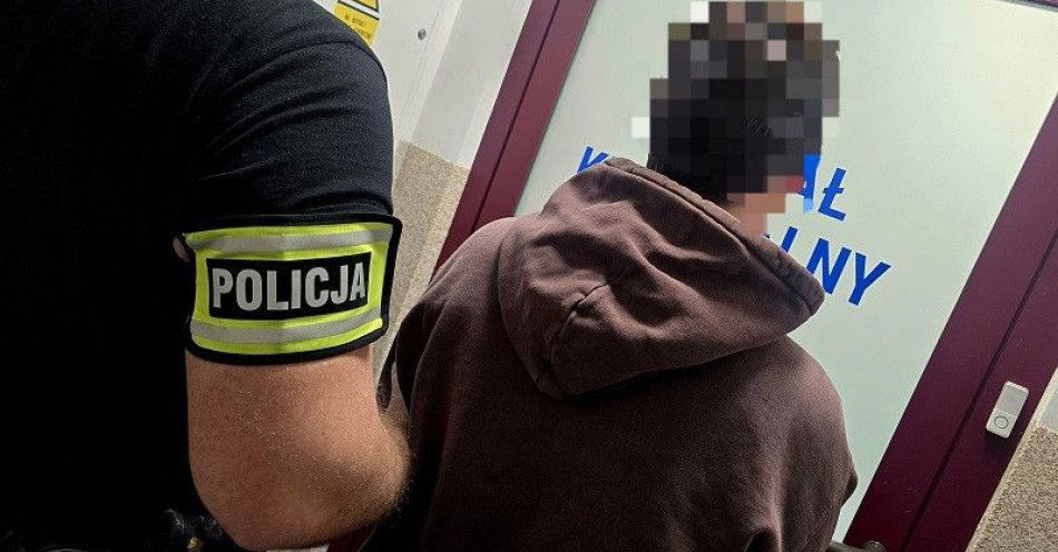 zdjęcie: Nocne strzały w Jaworze. Laser kryminalistyczny wskazał sprawcę / fot. KPP w Jaworze