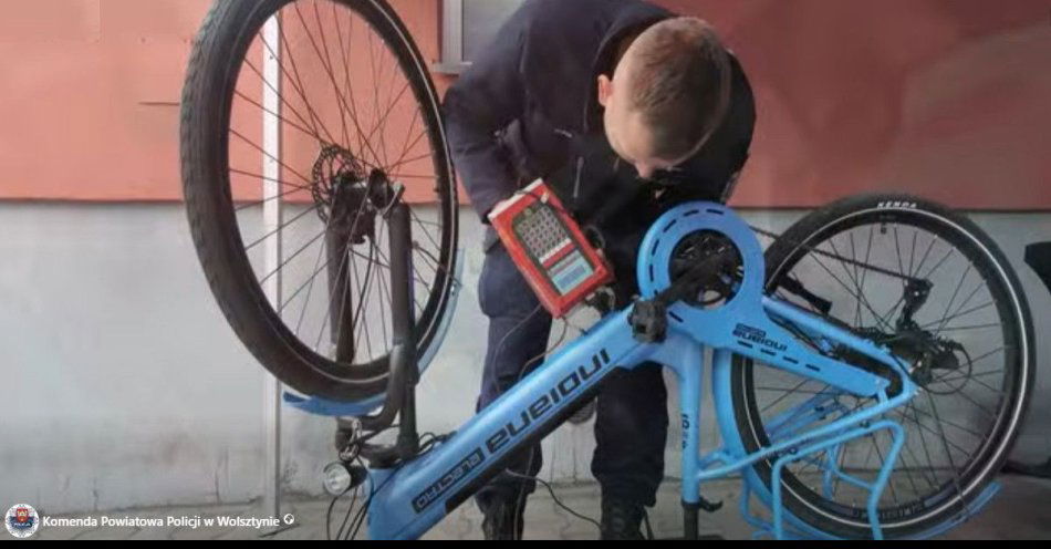 zdjęcie: Wolsztyn: Pierwsza w tym roku akcja znakowania rowerów WIBEROO / fot. KPP Wolsztyn znakowanie