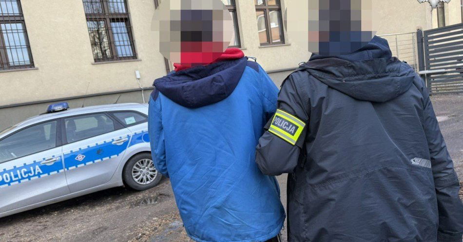 zdjęcie: Złodziej próbował wynieść piec z pustostanu w Tarnowskich Górach / fot. KPP w Tarnowskich Górach