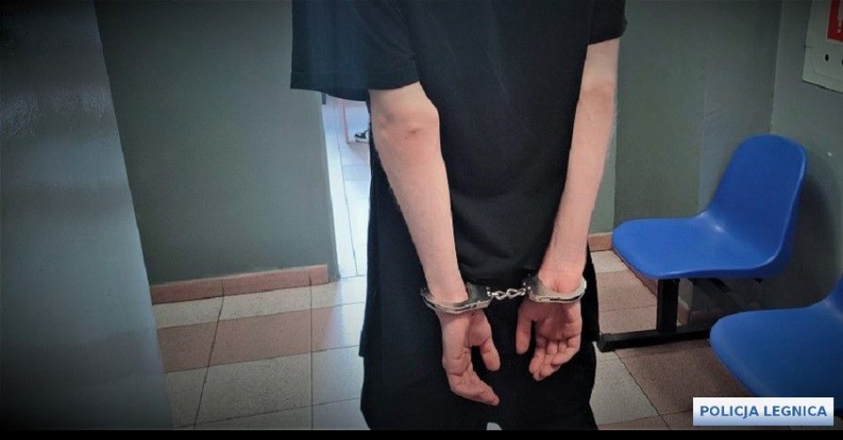 zdjęcie: Areszt za znęcanie się nad matką / fot. KMP w Legnicy