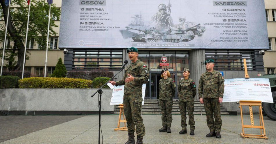 zdjęcie: MON zaprasza na defiladę Silna Biało–Czerwona / fot. PAP