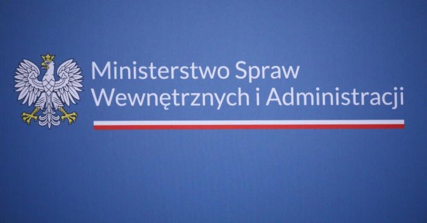 MSWiA: sprawa ustawienia słupa granicznego przez działaczy Ruchu Obrony Granic trafiła do prokuratury