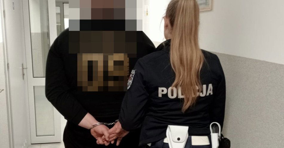 zdjęcie: Dwóch poszukiwanych zatrzymanych w Zambrowie / fot. KPP Zambrów