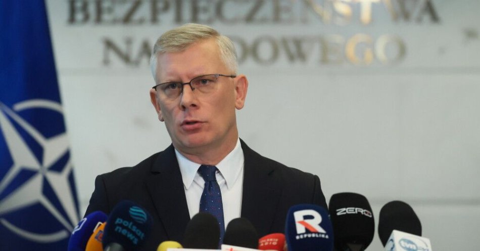 zdjęcie: Cenckiewicz zapowiada działania prawne wobec autora artykułu „GW” i kierownictwa SKW / Warszawa, 10.09.2025. Szef BBN Sławomir Cenckiewicz na konferencji prasowej w Warszawie, 10 bm. w związku z nocnym naruszeniem polskiej przestrzeni powietrznej przez rosyjskie drony. (ad) PAP/Leszek Szymański
