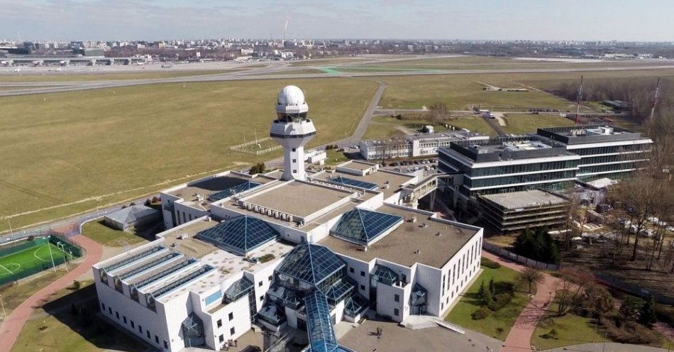 zdjęcie: Nowy zarząd PPL przygotowuje przetarg na modernizację Lotniska Chopina / fot. PAP