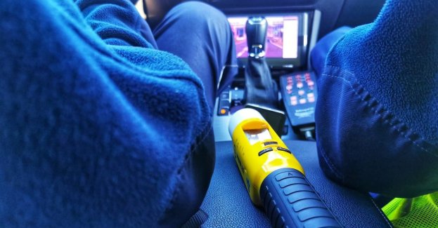 Nietrzeźwy kierowca wpadł, bo krążył nocą po wsi