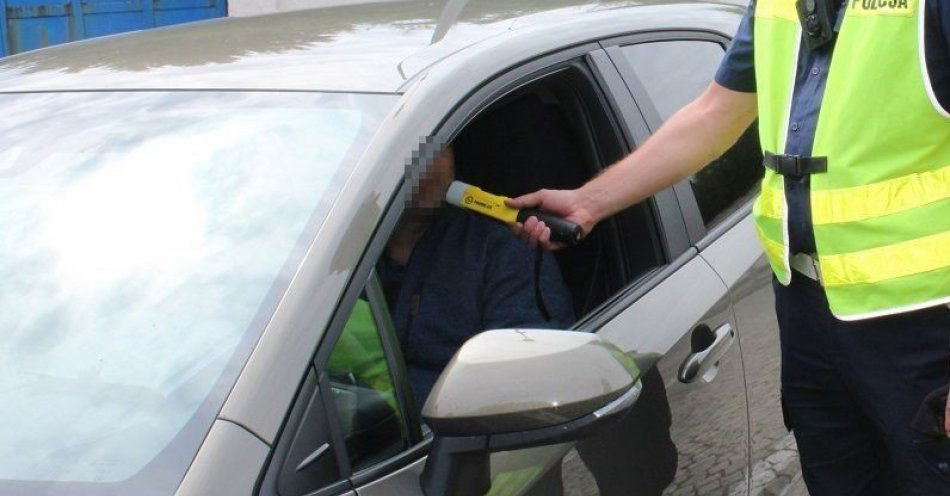 zdjęcie: Z trzema promilami pojechał do sklepu po alkohol / fot. KMP w Legnicy