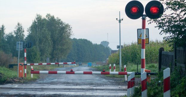 Pijani wjechali pod pendolino. Sekundy uratowały im życie