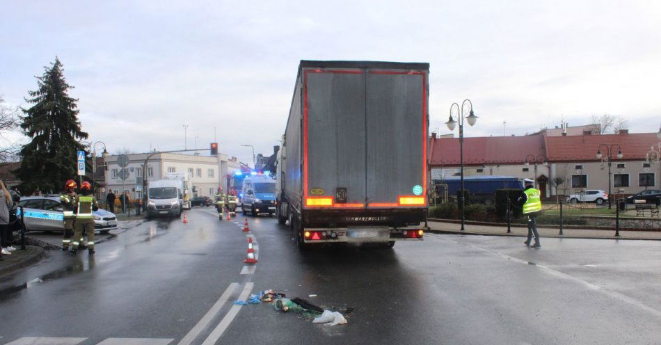 zdjęcie: Wypadek na przejściu dla pieszych / fot. KMP w Tarnowie