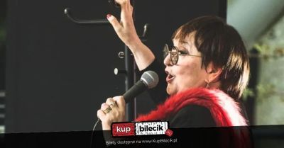 W DRODZE POD WIATR - recital Krystyny Tkacz