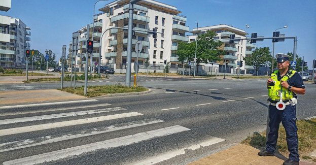 Pijany i bez uprawnień wpadł, bo przekroczył prędkość