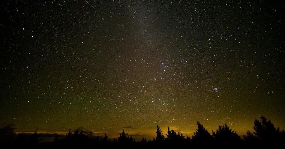 zdjęcie: W najbliższy weekend czeka nas deszcz Perseidów / pixabay/6638096