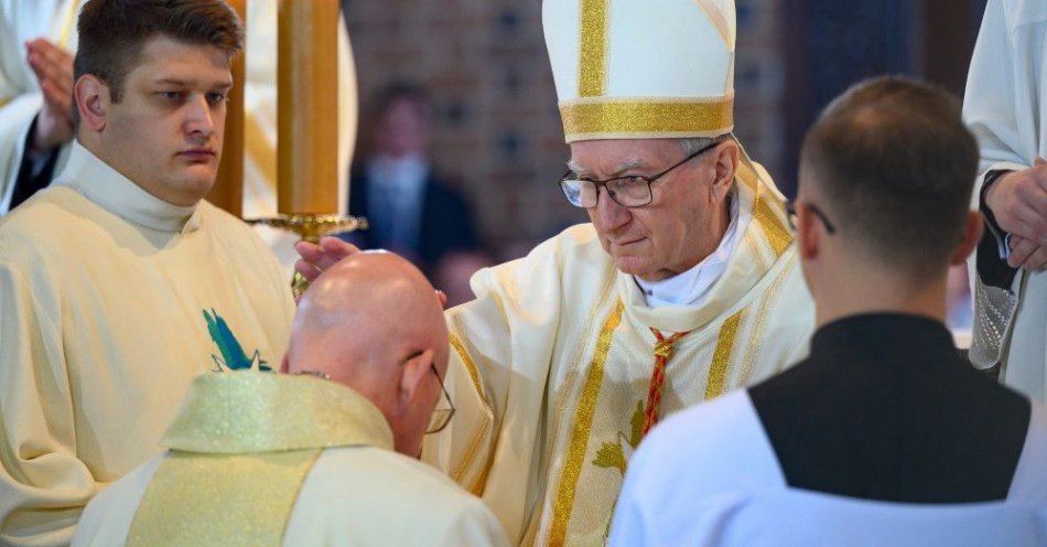 zdjęcie: Sakra abp. Tomasza Grysy, nowego nuncjusza apostolskiego na Madagaskarze / fot. PAP