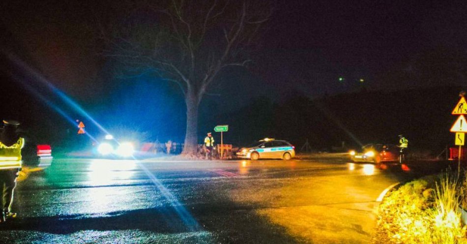 zdjęcie: Kamiennogórscy policjanci sprawdzali stan trzeźwości kierujących w poniedziałkowy ranek. Apelujemy, nie prowadź po alkoholu! / fot. KPP w Kamiennej Górze