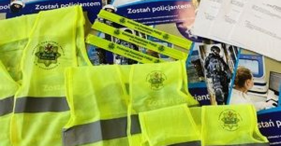 zdjęcie: Policjanci serdecznie zapraszają!!! / fot. KPP w Stargardzie