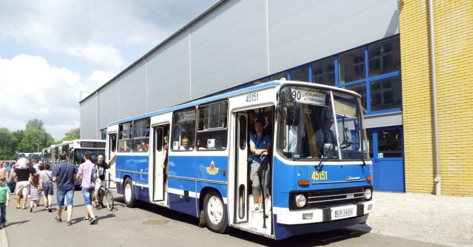 zdjęcie: Zabytkowe autobusy i tramwaje wyjadą na ulice Krakowa / fot. UM Kraków / Fot. MPK SA w Krakowie