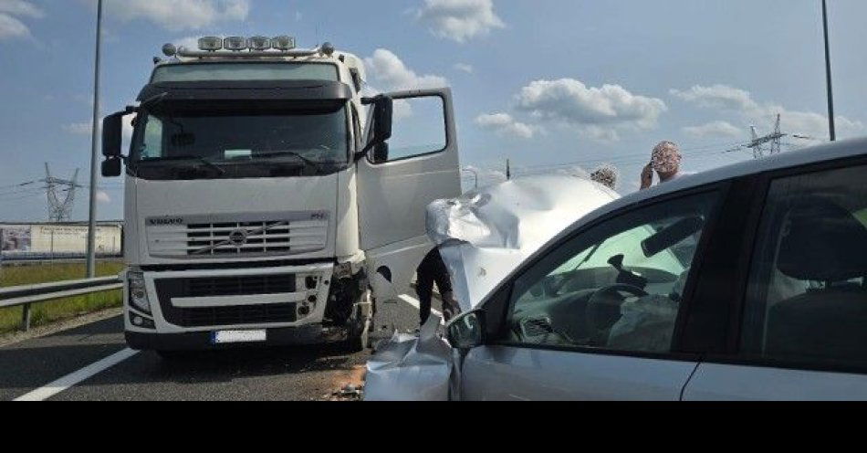 zdjęcie: Niebezpieczny manewr na S6. 24-latka wjechała pod prąd - wysoki mandat i punkty karne / fot. KMP w Koszalinie