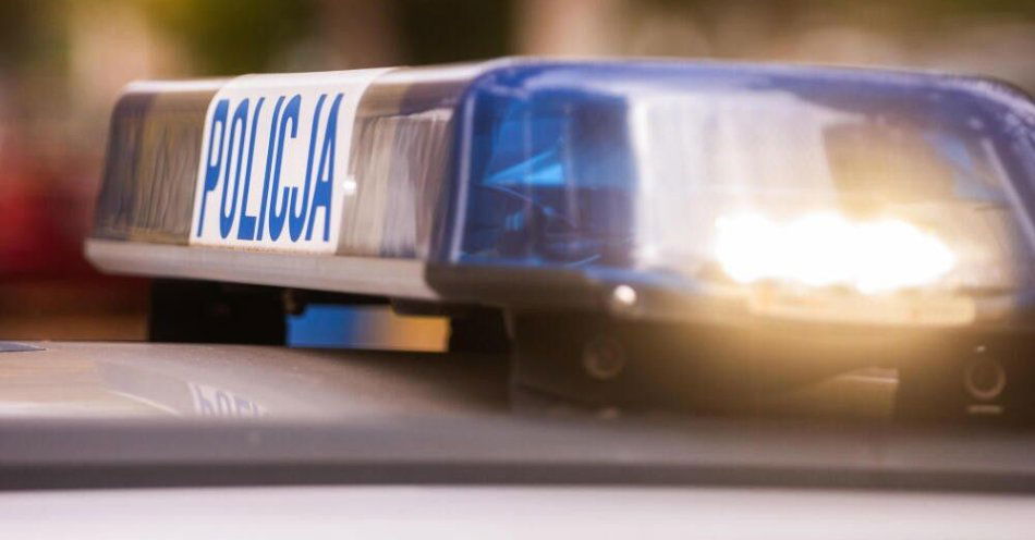 zdjęcie: Policja: sobotnie zgłoszenie o huku nie wskazywało, by hałas miał dochodzić z kierunku torów / Wrocław, 08.10.2025. Służby podczas ewakuacji około 600 mieszkańców osiedla Borek we Wrocławiu, 8 bm. W trakcie prac przy jednym z budynków znaleziono niewybuch z czasów II wojny światowej. To pocisk rakietowy typu 