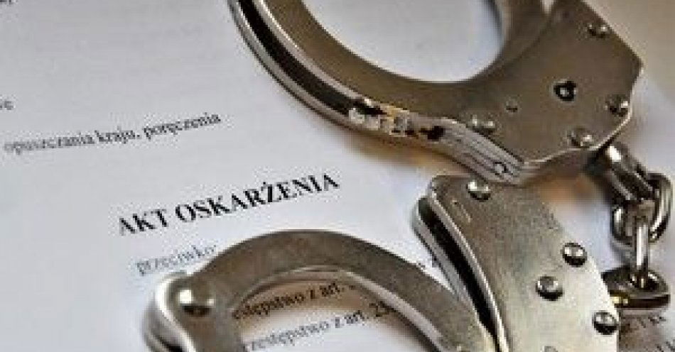 zdjęcie: Poszukiwany z wachlarzem zarzutów / fot. KPP Jarocin