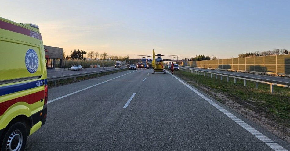 zdjęcie: Śmiertelny wypadek motocyklisty na S7 w Podolu / fot. KPP w Grójcu
