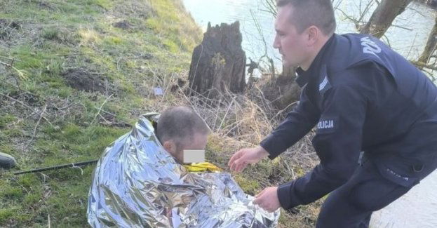 Policjanci wyłowili z wody wyziębionego mężczyznę