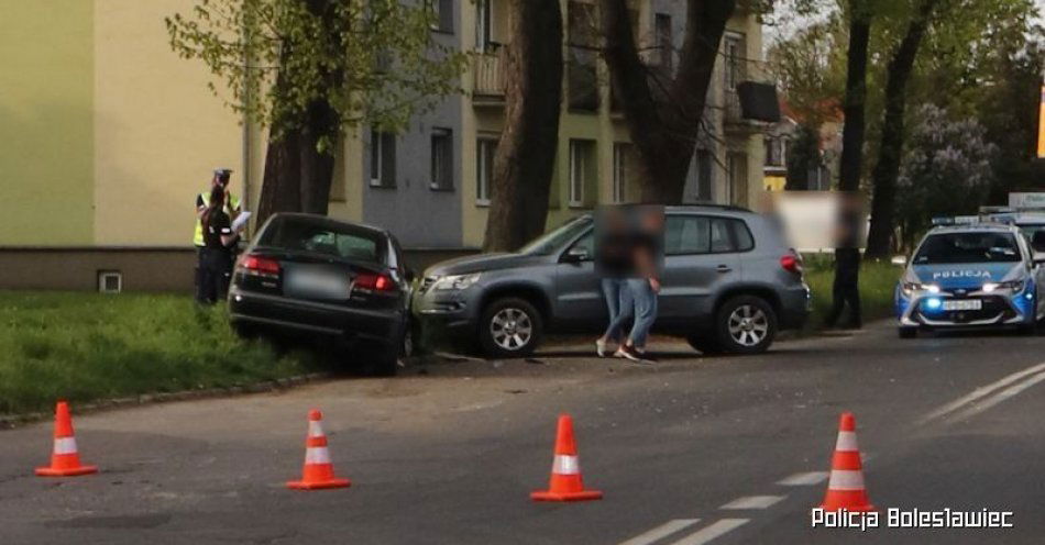 zdjęcie: Kierowca, który spowodował piątkowy wypadek z zarzutami / fot. KPP w Bolesławcu