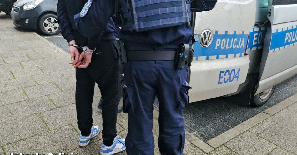 zdjęcie: Zatrzymani za zniszczenie świątecznych dekoracji w Krośnie Odrzańskim / fot. KPP Krosno Odrzańskie