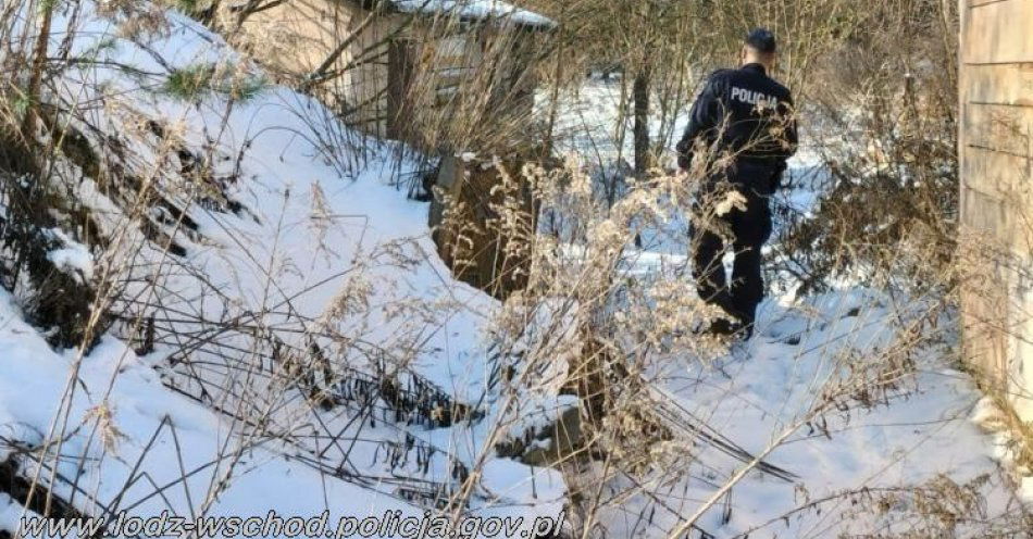 zdjęcie: Jeden telefon może uratować życie osób zagrożonych wychłodzeniem / fot. KPP łódzkiego wschodniego