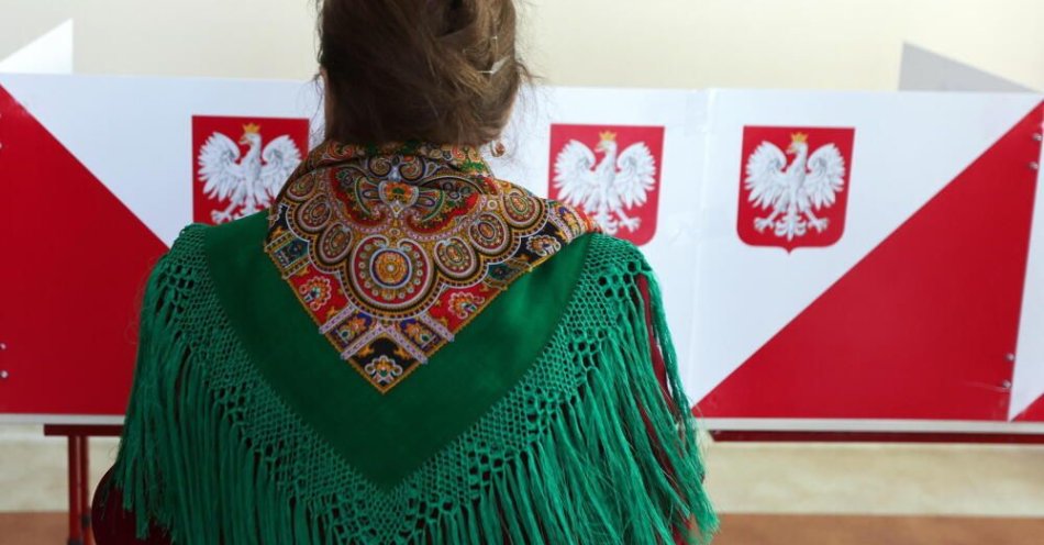 zdjęcie: Rafał Trzaskowski wygrał w miastach - nawet 67,8 proc., Karol Nawrocki na wsi - 63,4 proc. / fot. PAP