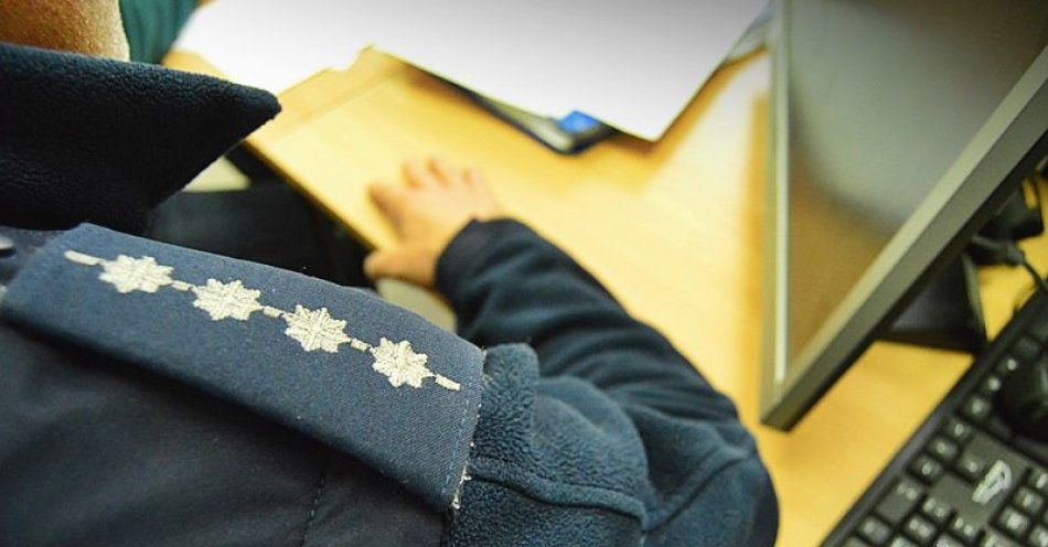 zdjęcie: Konflikt rodzinny zakończony dewastacją mienia. 28-letni sprawca zatrzymany / fot. KMP w Wałbrzychu