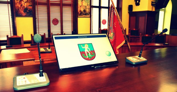 Zapraszamy na poniedziałkową sesję Rady Miejskiej Dzierżoniowa