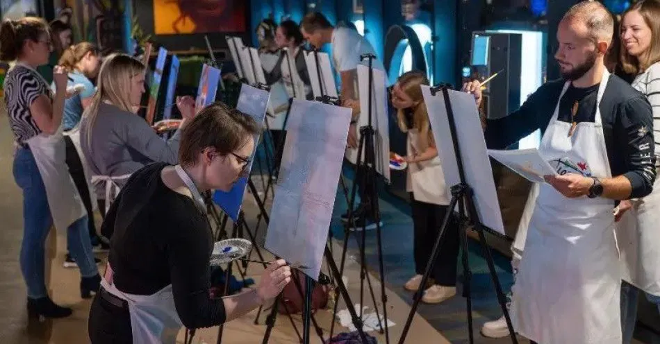 zdjęcie: Malowanie przy winie BYDGOSZCZ / kupbilecik24.pl / Malowanie przy winie BYDGOSZCZ